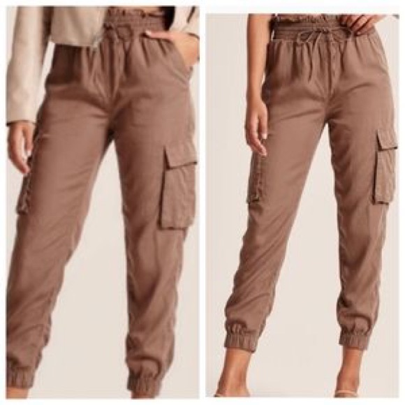 A& F Women’s Jogger Cargo Pant Mauve - Picture 1 of 3